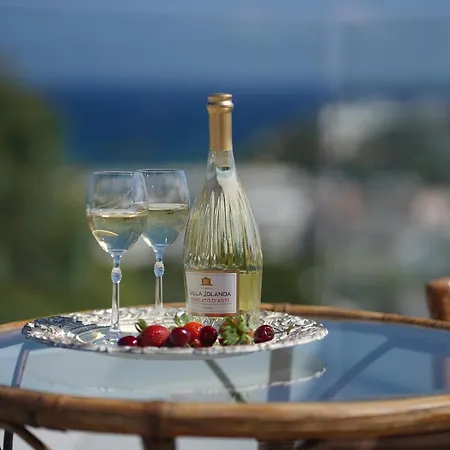 Aparthotel Asterisuites 4*