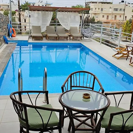 Asterisuites Aparthotel 4*